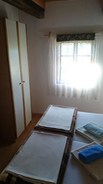 Rustic Home Mia Duga Resa Chambre photo
